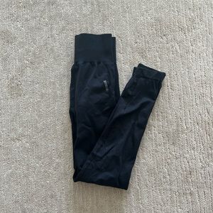 Black Gymshark Leggings - Size Small - only worn once